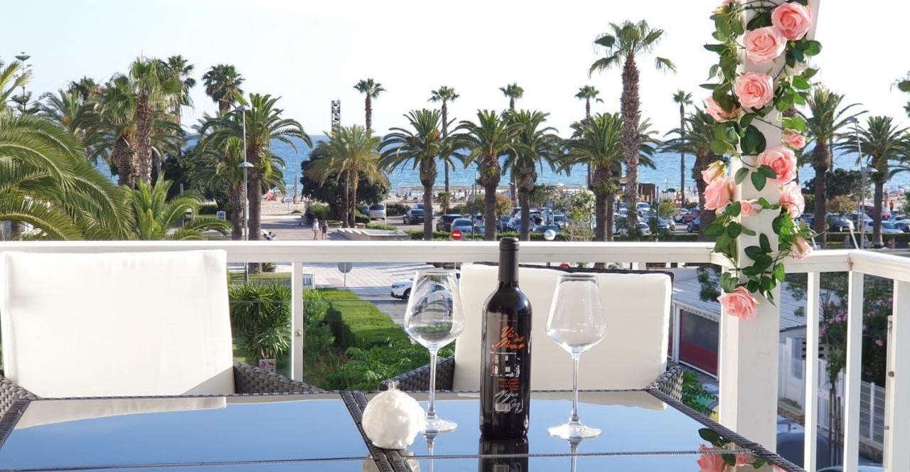 Encantadora Vivienda En El Paseo Maritimo De Salou Exteriör bild