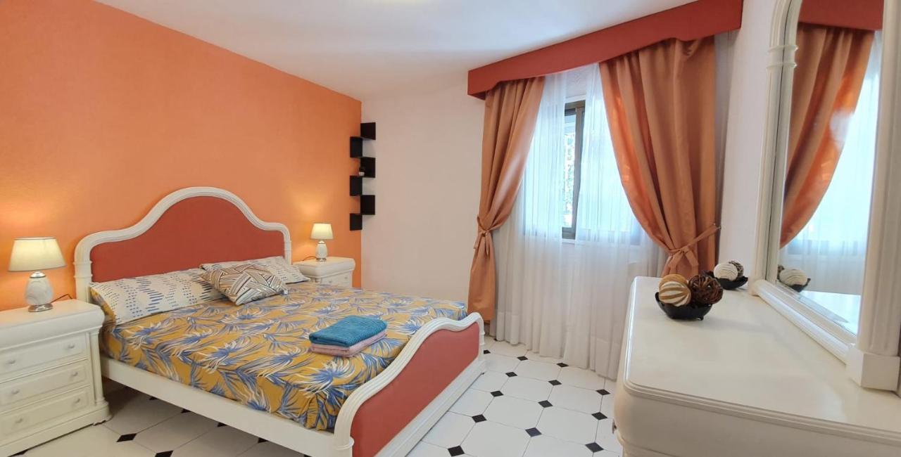 Encantadora Vivienda En El Paseo Maritimo De Salou Exteriör bild